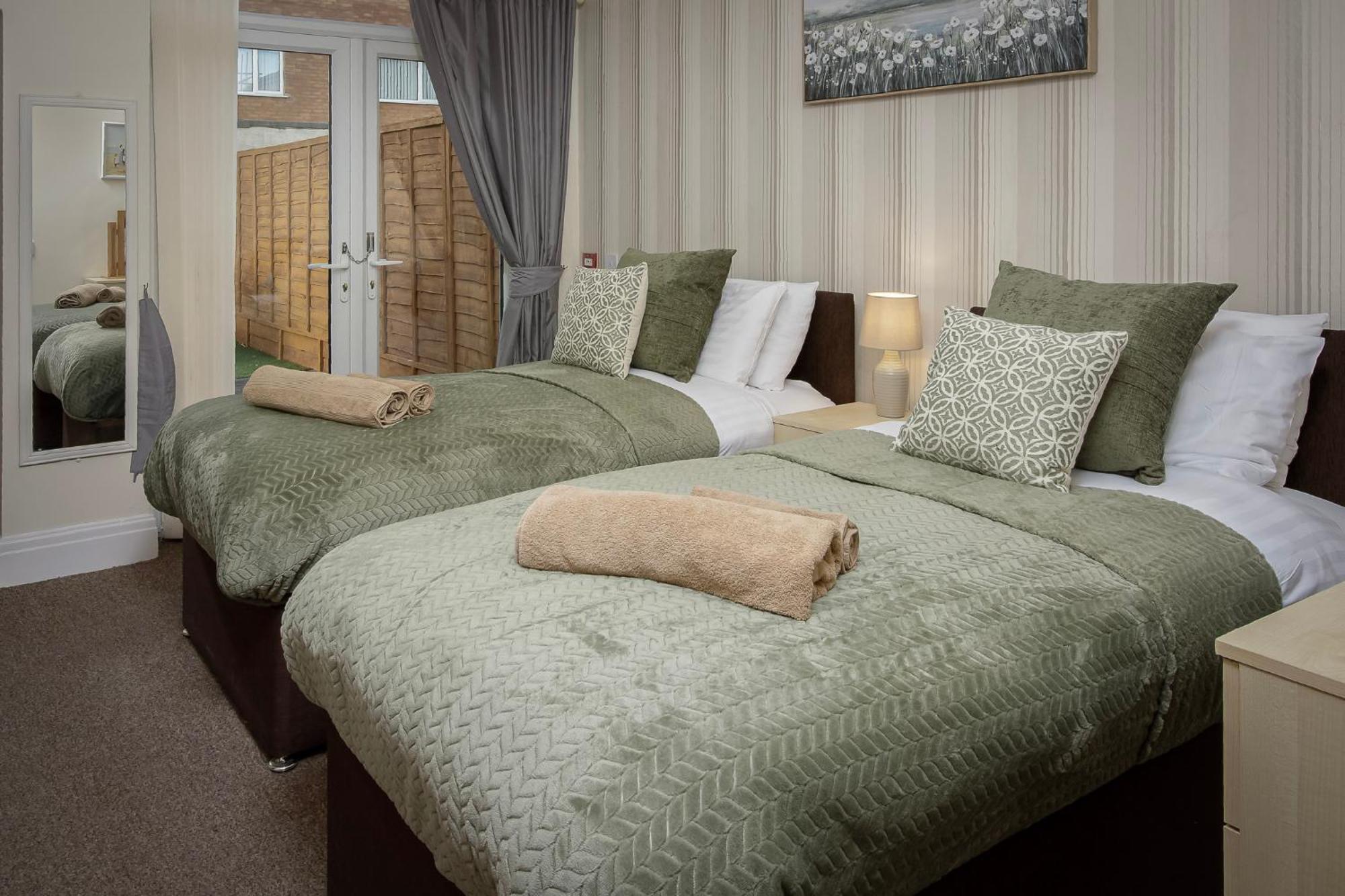 Arnside - Spacious 10-Bedroom Seaside Cottage Blackpool Luaran gambar