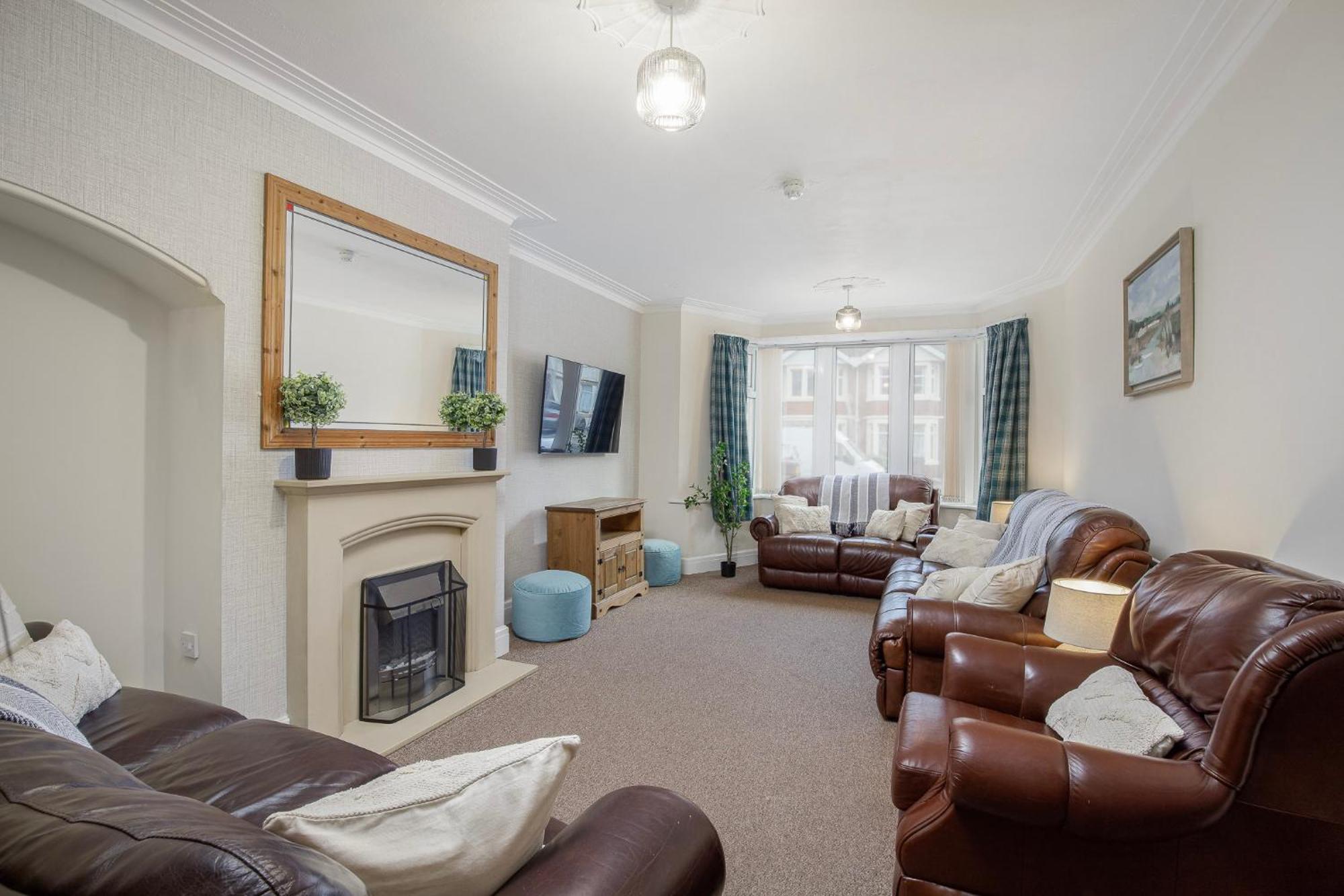 Arnside - Spacious 10-Bedroom Seaside Cottage Blackpool Luaran gambar