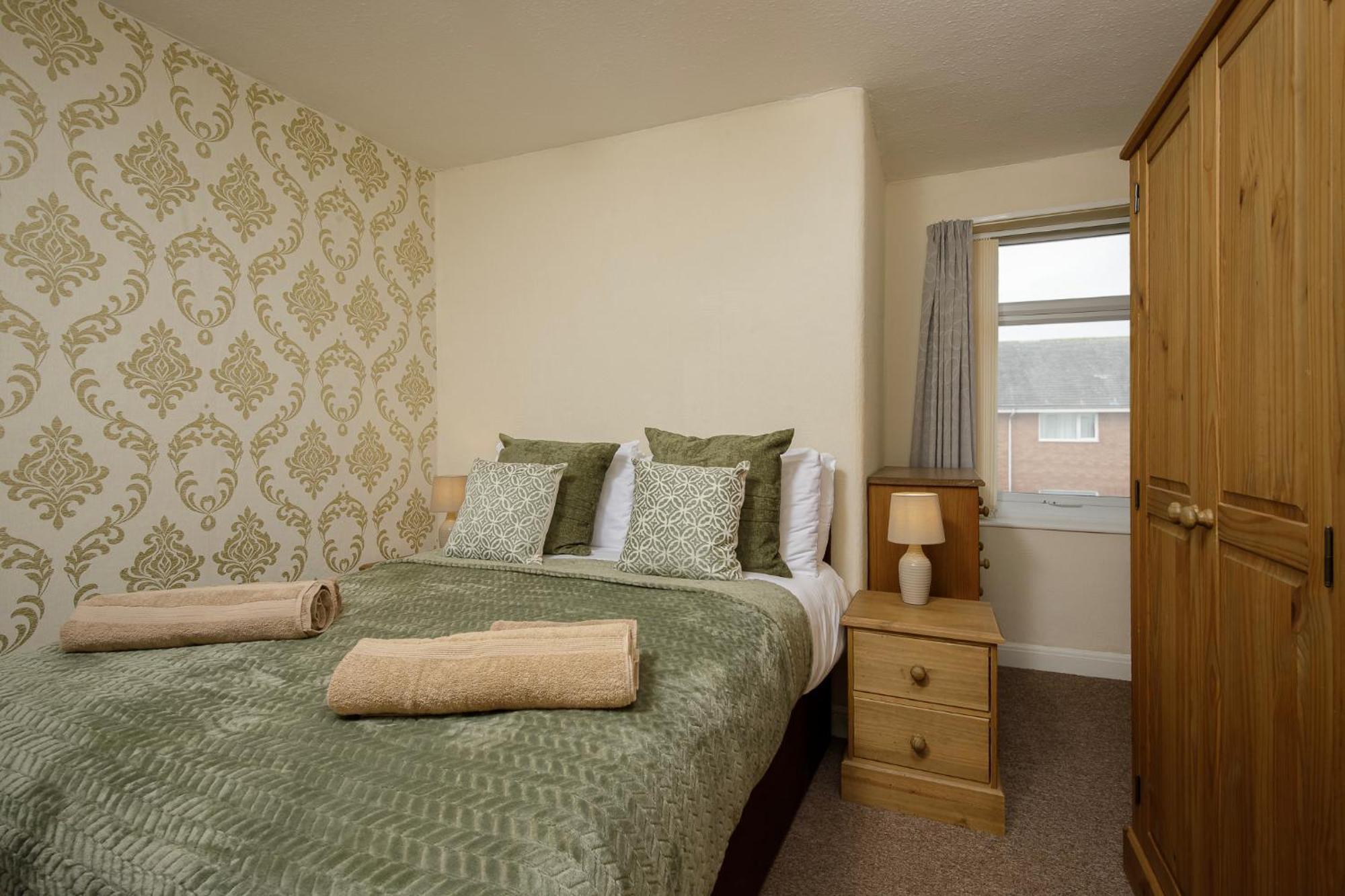 Arnside - Spacious 10-Bedroom Seaside Cottage Blackpool Luaran gambar